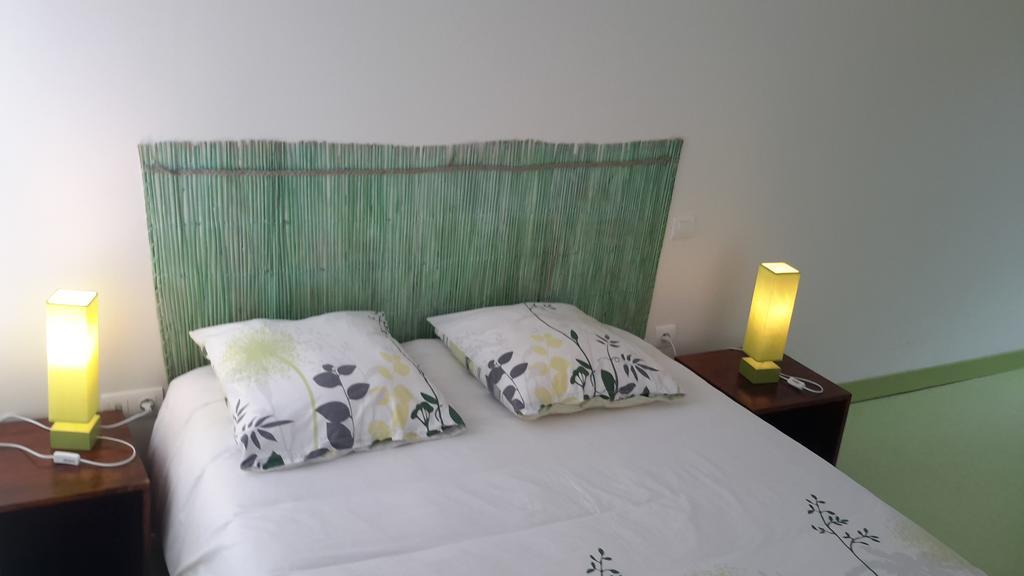 Auberge Du Doulon Lamothe-Montravel Kamer foto